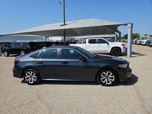 Used 2025 Honda Civic LX image 9