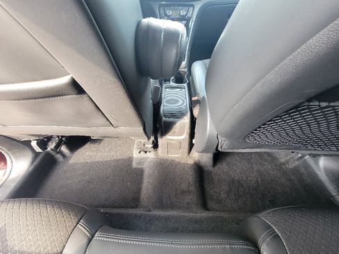 Used 2018 Buick Encore Preferred image 28