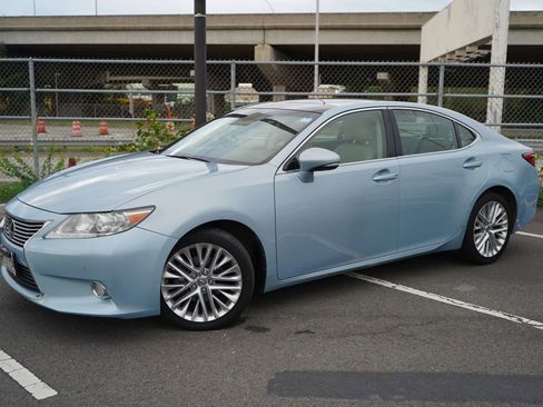 Used 2013 Lexus ES 350 image 3