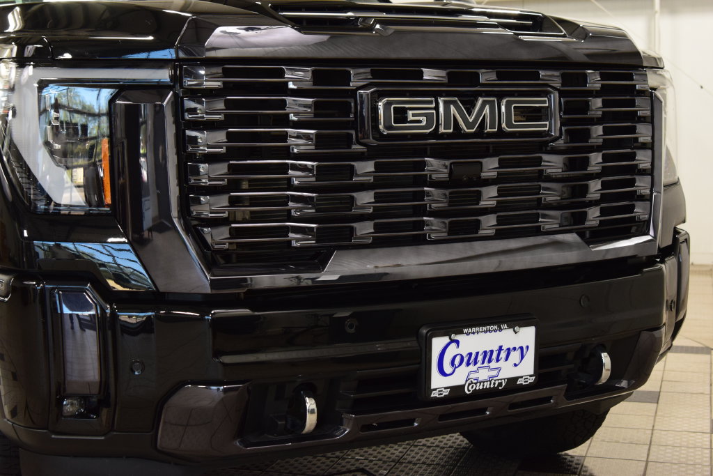 Used 2024 GMC Sierra 2500 Denali Ultimate AWD/4WD image 17