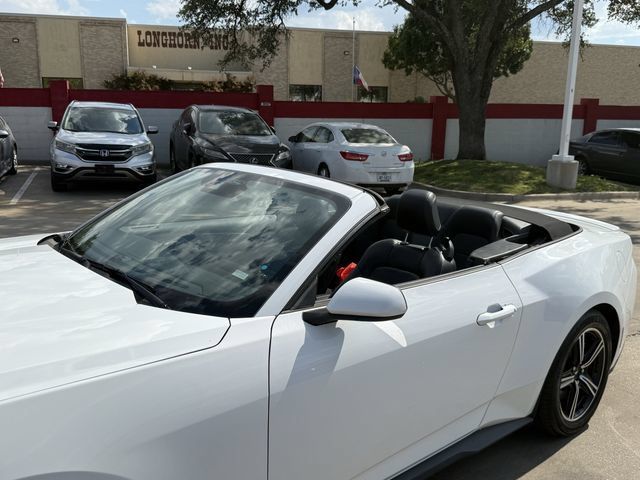 Used 2025 Ford Mustang Premium RWD image 8
