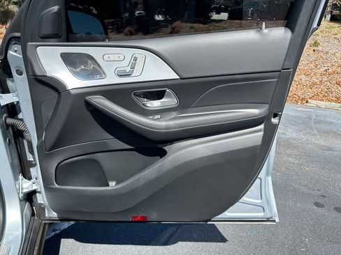 Used 2025 Mercedes-Benz GLS 450 4MATIC image 69