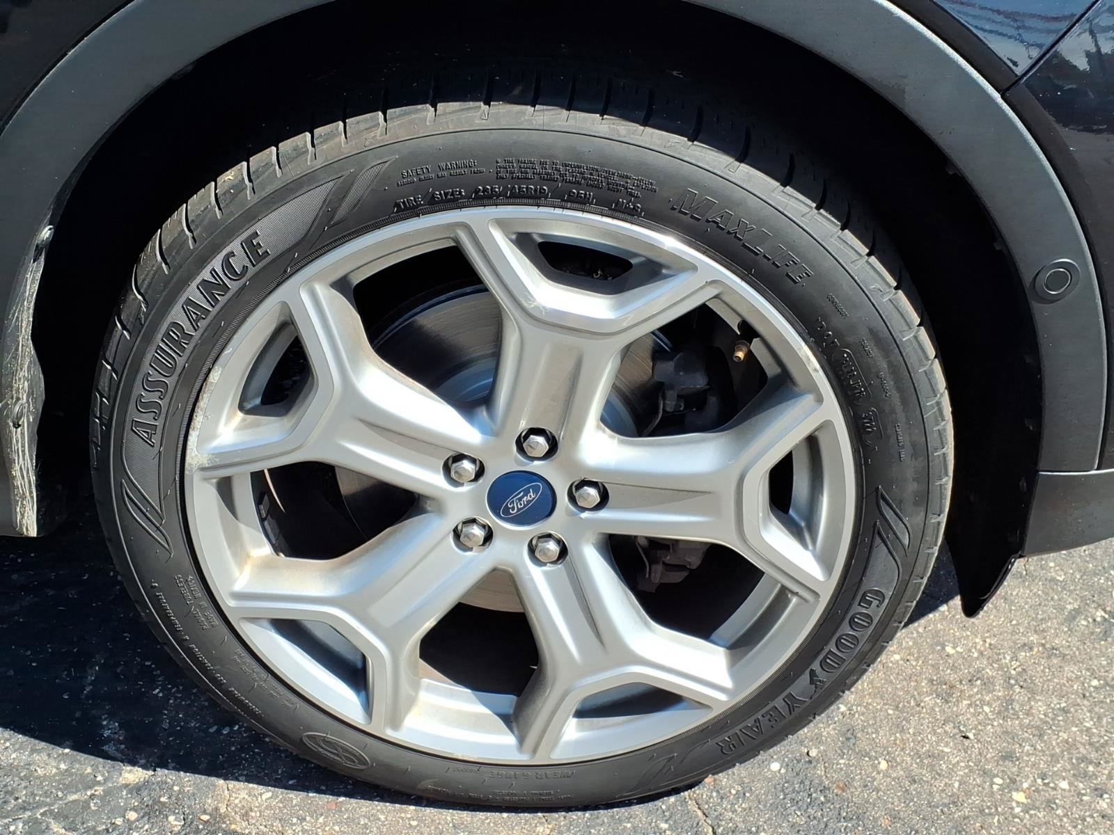 Used 2019 Ford Escape Titanium AWD/4WD image 20