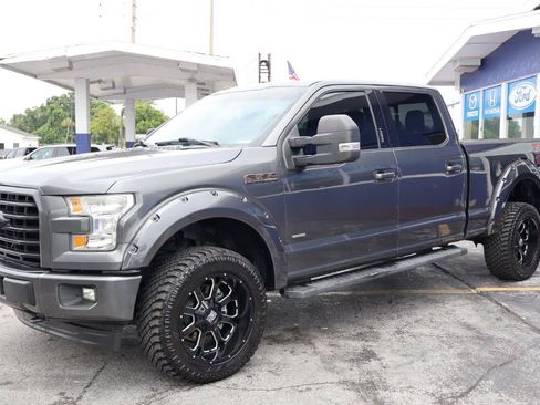 Used 2017 Ford F150 XLT w/ Equipment Group 302A Luxury AWD/4WD image 11