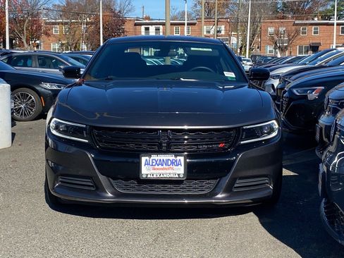 Used 2023 Dodge Charger SXT w/ Blacktop Package image 4