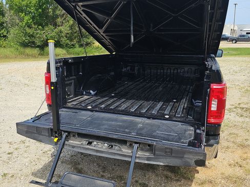 Used 2022 Ford F150 XLT w/ Equipment Group 302A High RWD image 13