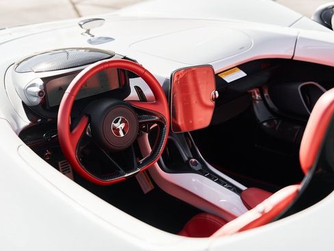 Used 2021 McLaren Elva image 20