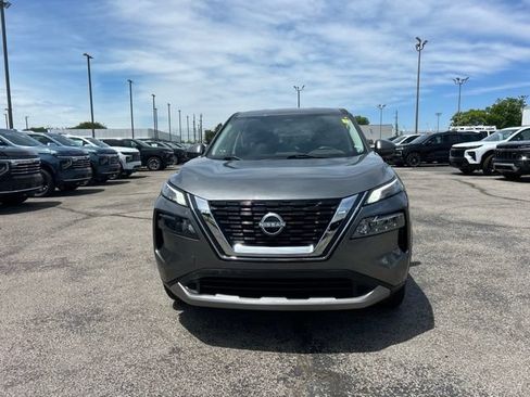 Used 2023 Nissan Rogue SV FWD image 8