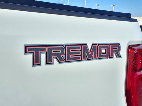 Used 2021 Ford F350 Platinum w/ Tremor Off-Road Package image 34