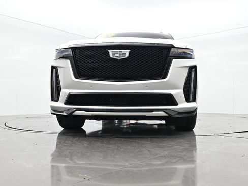 Used 2023 Cadillac Escalade V w/ LPO, ONYX Package AWD/4WD image 49
