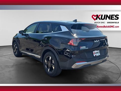 Used 2026 Kia Sportage LX FWD image 8