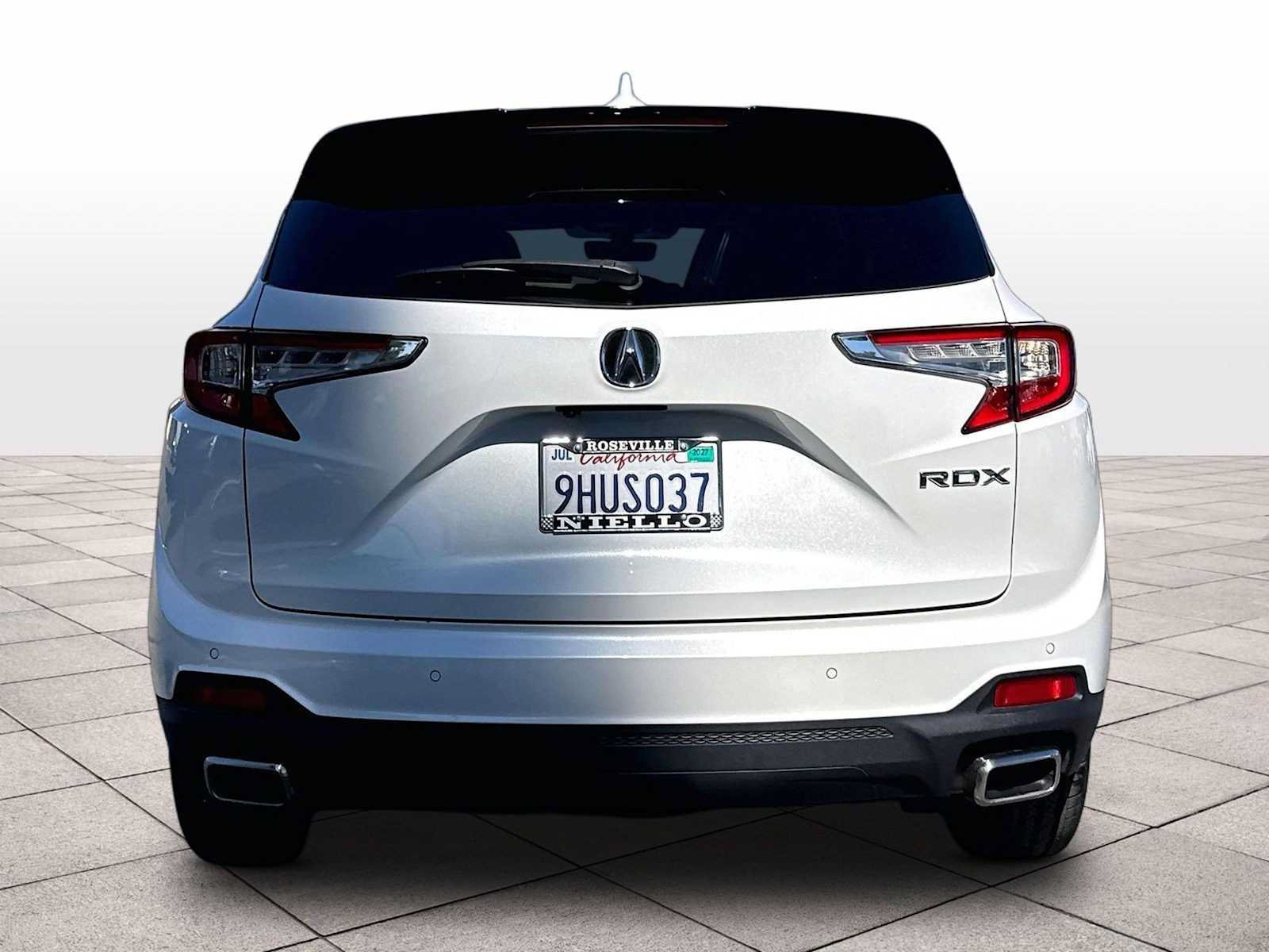Used 2023 Acura RDX w/ Technology Package FWD image 6