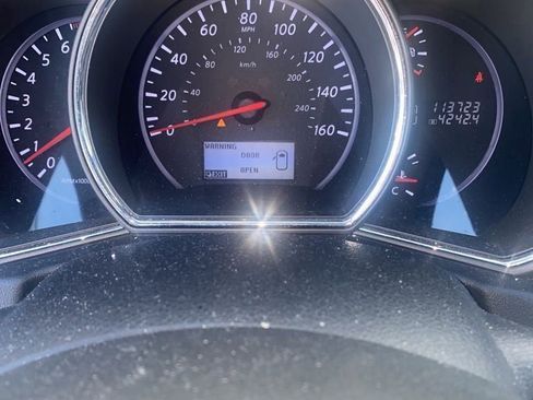 Used 2012 Nissan Murano SL w/ Navigation Pkg image 7