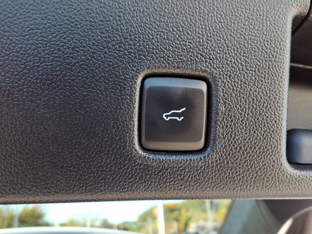 Used 2023 Ford Escape Active AWD/4WD image 13