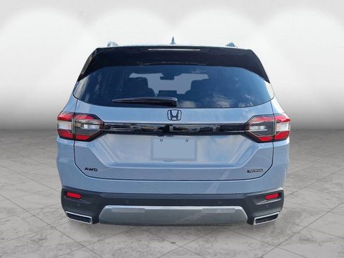 New 2026 Honda Pilot image 3