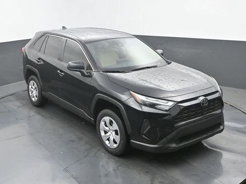 Used 2025 Toyota RAV4 LE FWD image 13