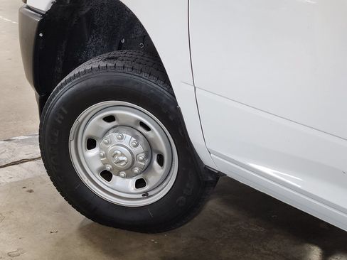 Used 2023 RAM 2500 Tradesman AWD/4WD image 23