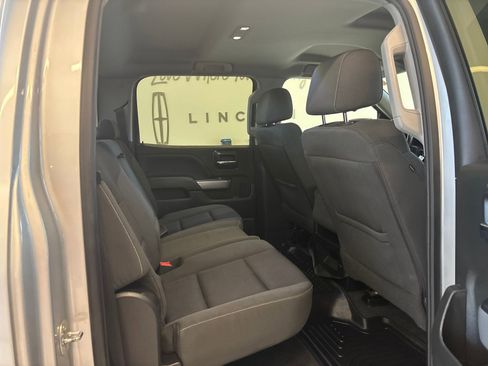 Used 2018 Chevrolet Silverado 1500 LT w/ All Star Edition AWD/4WD image 9