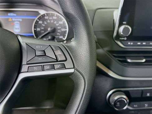 Certified 2022 Nissan Altima 2.5 SV image 21