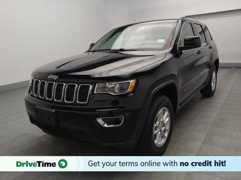 Used 2019 Jeep Grand Cherokee Laredo image 1