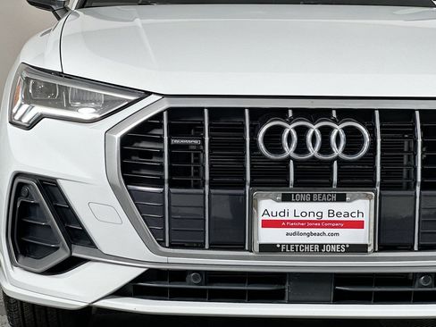 Used 2023 Audi Q3 2.0T Premium w/ Convenience Package AWD/4WD image 15