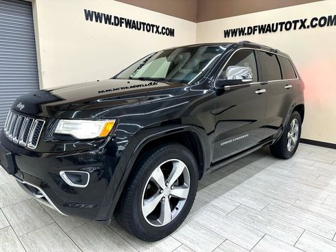 Used 2015 Jeep Grand Cherokee Overland image 2