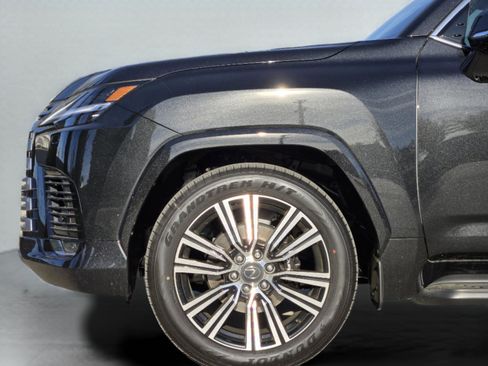 New 2026 Lexus LX 600 4WD w/ Luxury Package image 6