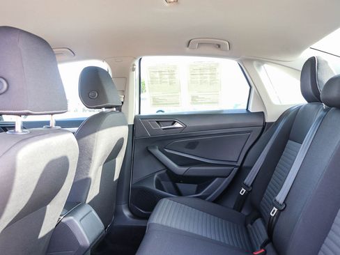 Used 2024 Volkswagen Jetta S image 19