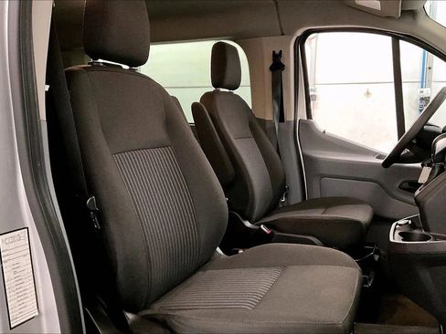 Used 2018 Ford Transit 350 XLT image 7