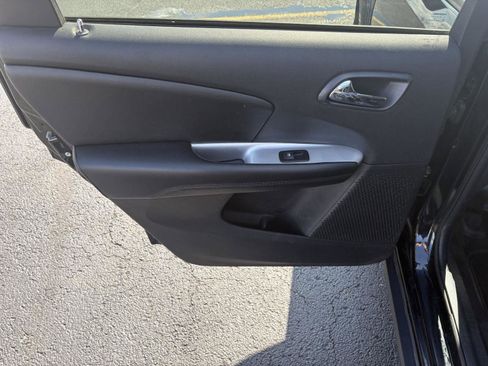 Used 2018 Dodge Journey SE w/ Connectivity Group image 10