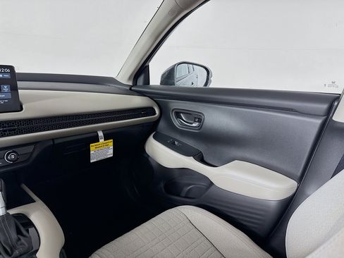 New 2026 Honda HR-V LX image 26