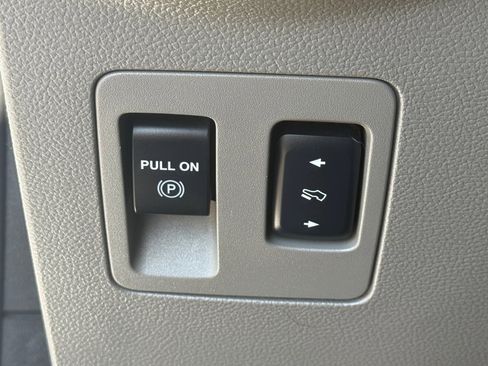 Used 2018 Ford F150 XLT w/ Equipment Group 301A Mid AWD/4WD image 24