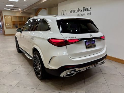 New 2026 Mercedes-Benz GLC 300 image 3
