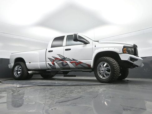 Used 2003 Dodge Ram 3500 Truck 4x4 Quad Cab DRW image 37