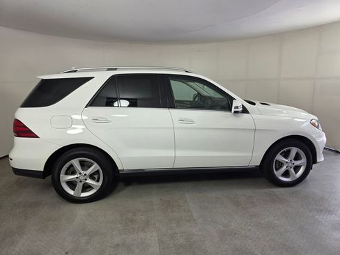 Used 2017 Mercedes-Benz GLE 350 4MATIC image 3