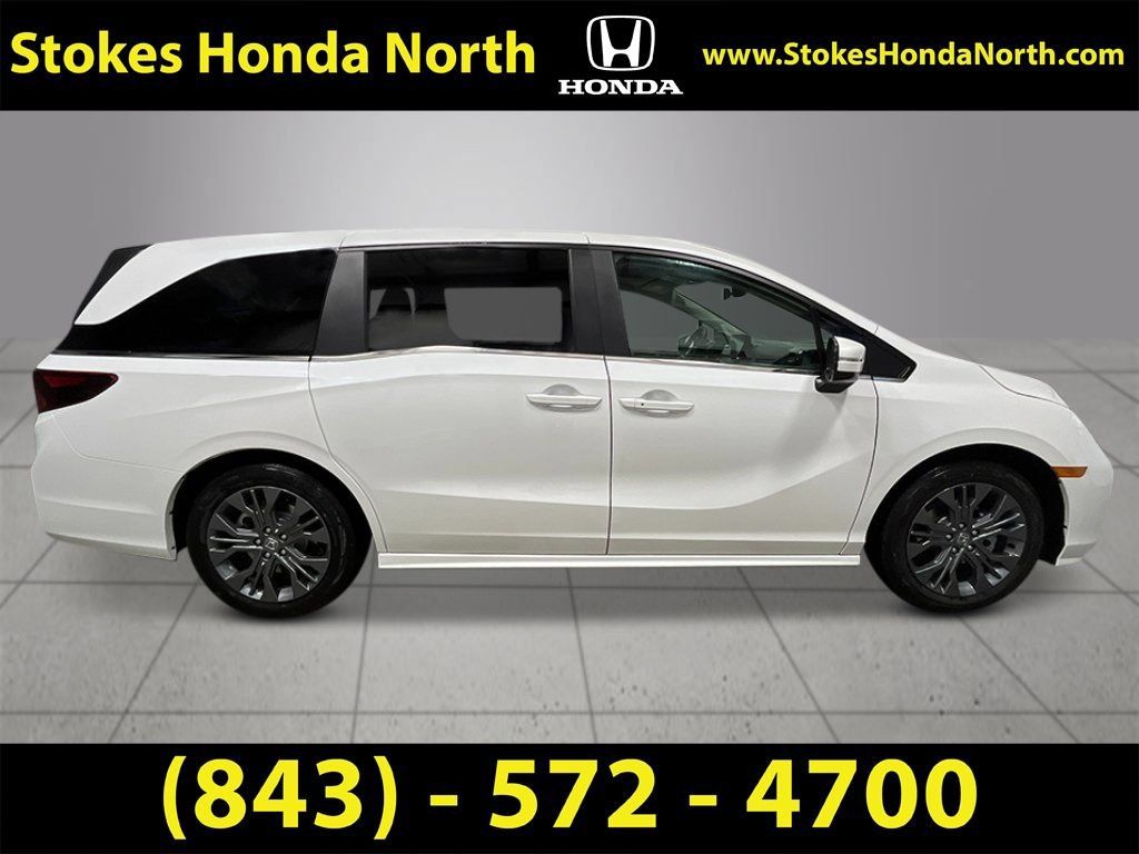 New 2027 Honda Odyssey Touring image 9