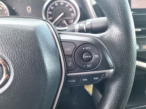 Used 2023 Toyota Camry LE image 20