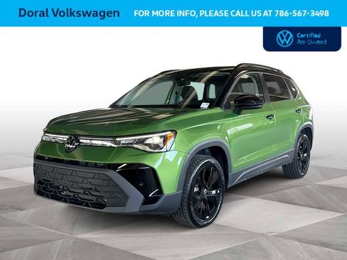 Used 2025 Volkswagen Taos SE image 4