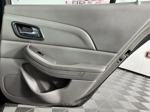 Used 2015 Chevrolet Malibu LS image 39