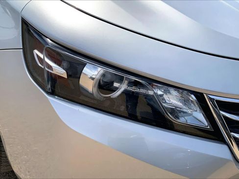 Used 2017 Chevrolet Impala Premier image 36