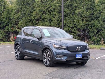 Used 2022 Volvo XC40 P8 Recharge Ultimate