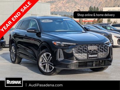 Used 2025 Audi Q5 Premium w/ Convenience Package