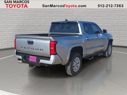 Used 2025 Toyota Tacoma SR5 image 3