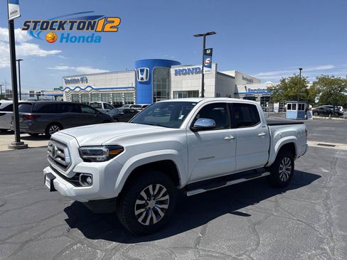 Used 2023 Toyota Tacoma Limited AWD/4WD image 1