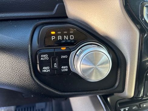 Used 2019 RAM 1500 Laramie image 27