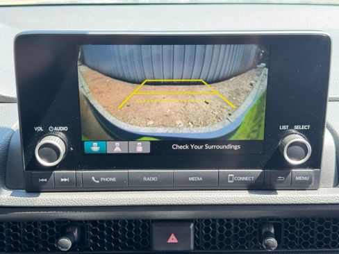 Used 2024 Honda CR-V LX image 23