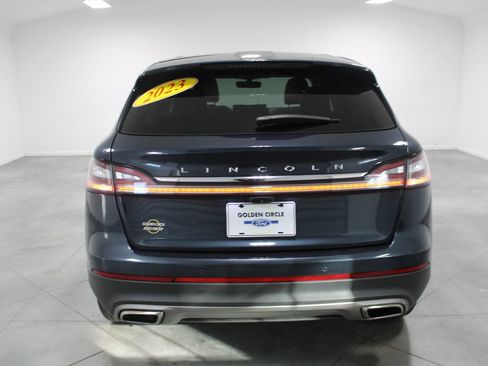 Used 2023 Lincoln Nautilus Reserve AWD/4WD image 8