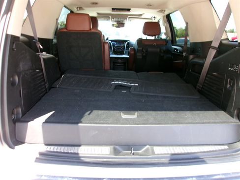 Used 2015 Cadillac Escalade Premium RWD image 14