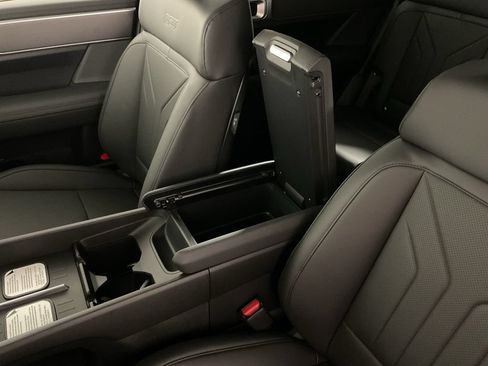 New 2026 Hyundai Santa Fe XRT AWD/4WD image 32