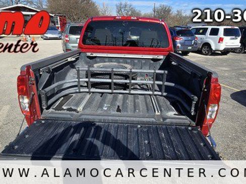 Used 2009 Nissan Frontier SE w/ SE Value Truck Pkg image 25